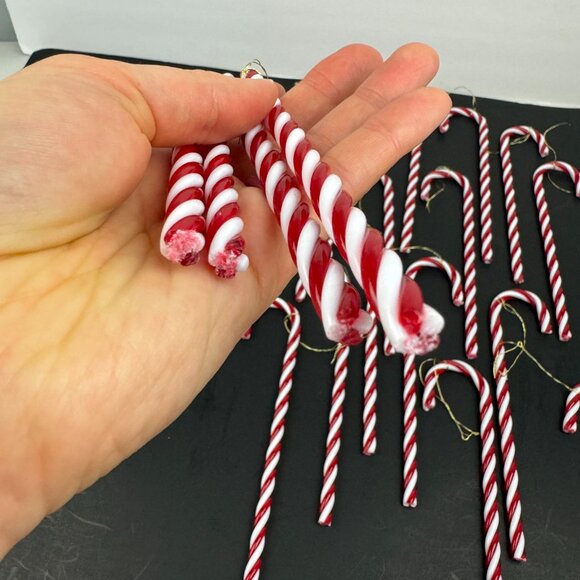Vtg Red White Hard Plastic Twisted Candy Cane Ornament Christmas Holiday 7 inch - Picture 4 of 8